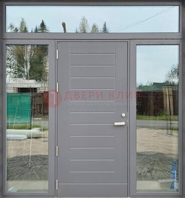 Серая стальная дверь с панелью МДФ и стеклянными фрамугами ДФГ-28 в Павловском Посаде