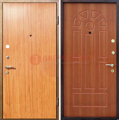 Светлая железная дверь с ламинатом МДФ внутри ДЛ-15 в Ликино-Дулево