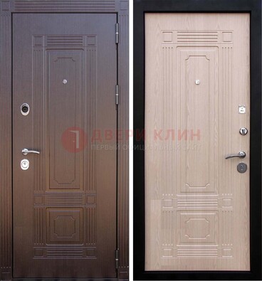 Коричневая входная дверь с МДФ ДМ-173 для кирпичного дома в Ликино-Дулево