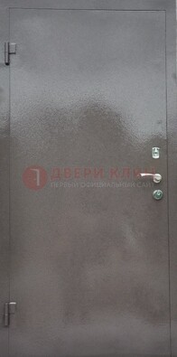 Серая входная дверь с нитроэмалью ДН-3 в Великом Новгороде