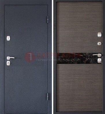 Черная железная дверь с порошковым напылением МДФ внутри ДП-114 в Ликино-Дулево
