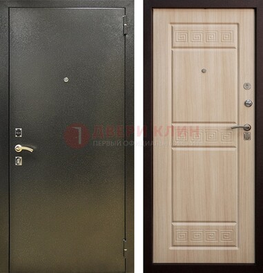 Железная темно-серая дверь с порошковым напылением и МДФ с резьбой ДП-276 в Ликино-Дулево