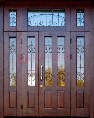 Парадная дверь с прямоугольными стеклянными вставками ДПР-5 для частного дома в Ликино-Дулево