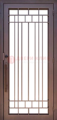 Стальная решетчатая дверь в коричневом цвете ДР-12 в Ликино-Дулево