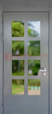 Серая металлическая дверь со стеклом ДС-78 в Ликино-Дулево