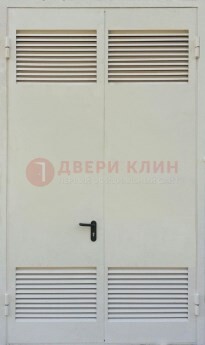 Белая металлическая техническая дверь с вентиляционной решеткой ДТ-6 в Ликино-Дулево