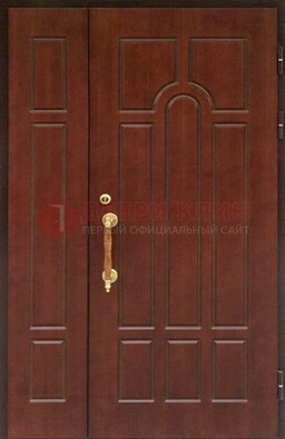 Стальная полуторная дверь для частного дома ПЛ-13 в Сергиевом Посаде