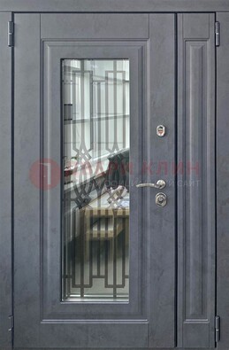 Серая стальная дверь Винорит со стеклом и ковкой ПЛ-29 в Ликино-Дулево